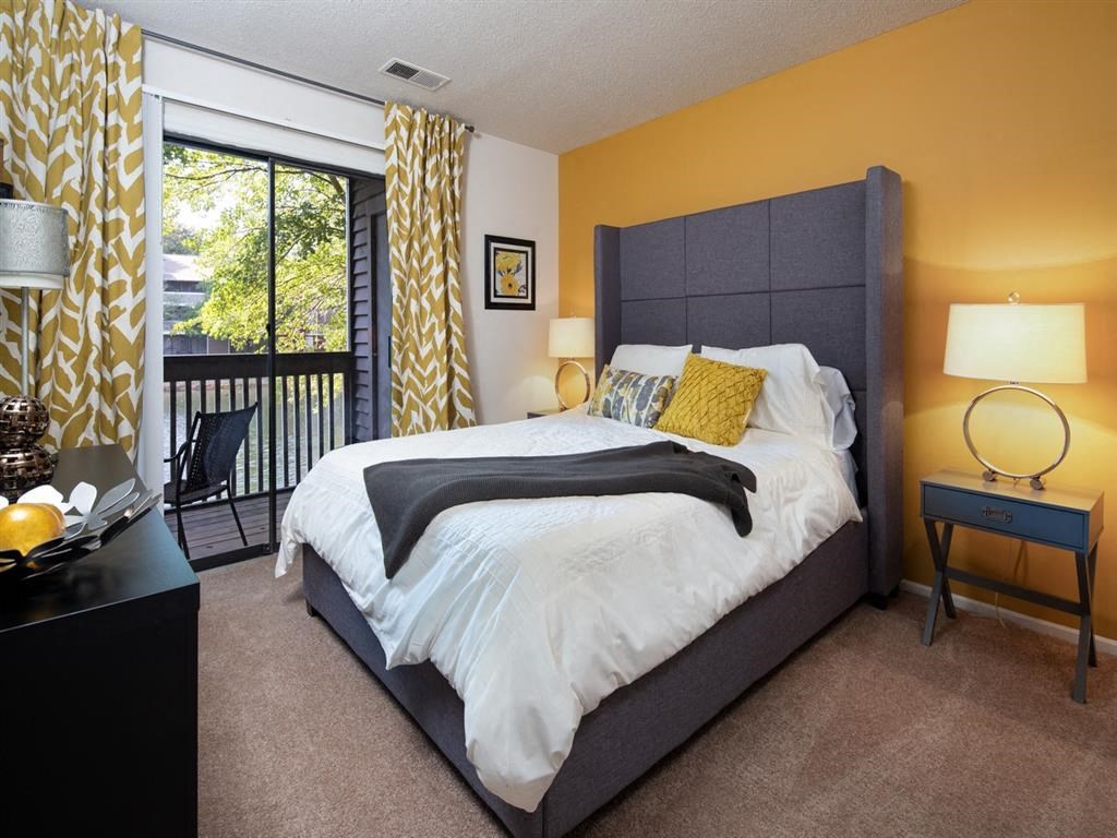 Harris Pond Apartments in Charlotte NC bed