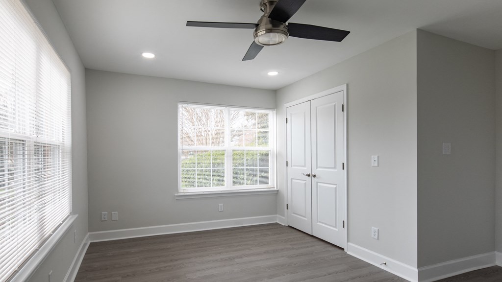 The Peyton Prime Bedroom at Holly Point in Chesapeake, VA.