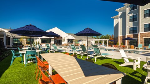 Outdoor Patio at Allure at Edinburgh, Virginia