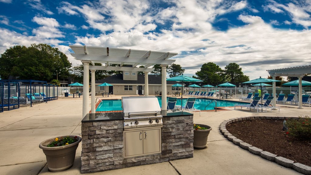 Grill at Coastline Apartments