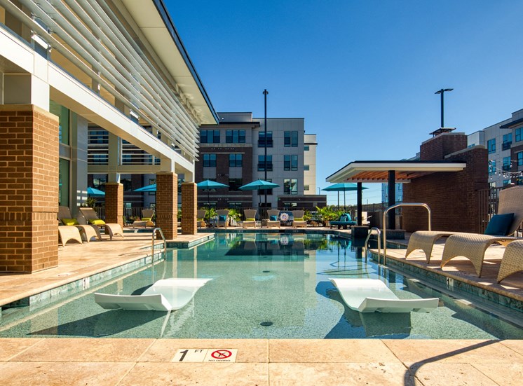 Pool_Lumen_Apartments_74