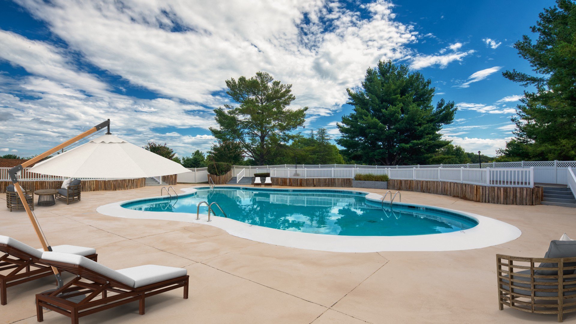 Pool at The Everett Apartments  in Roanoke, VA 24018