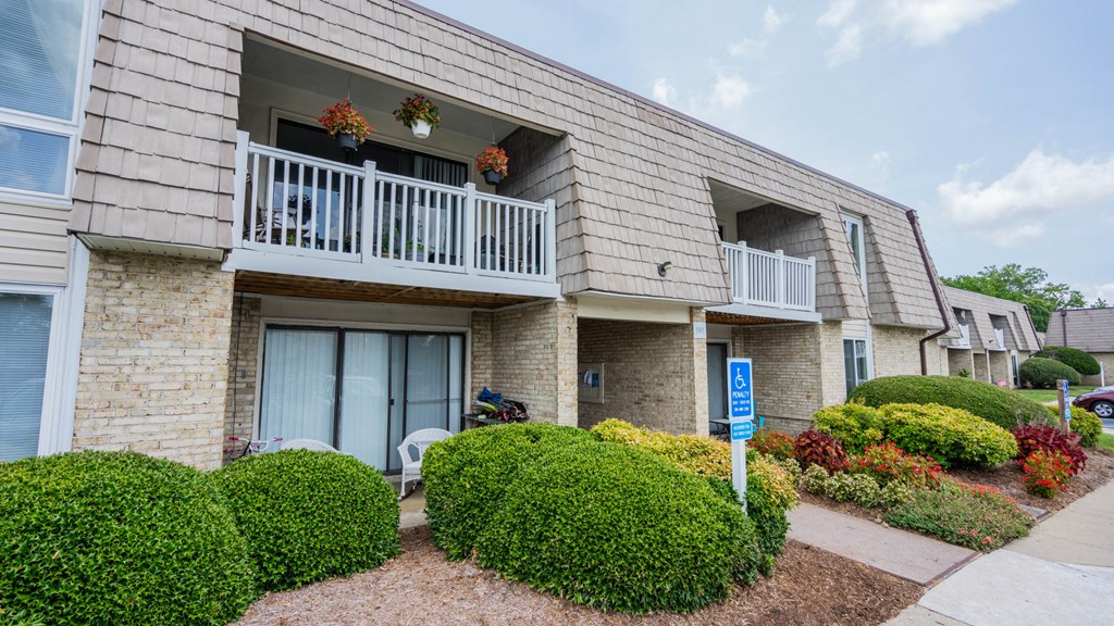 Exterior View at Bayville Apartments, Virginia, 23455