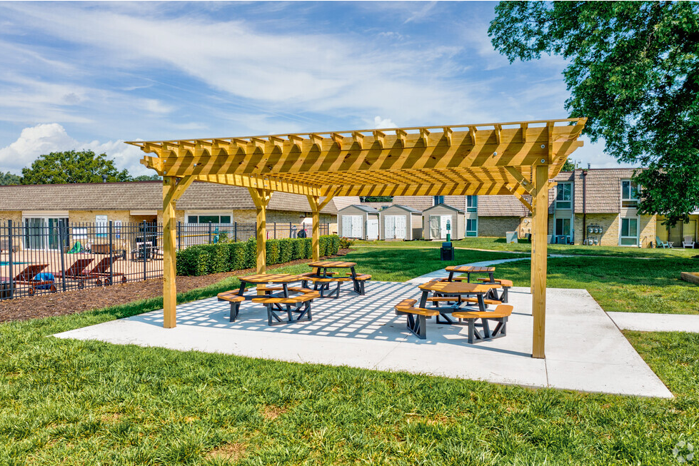 Picnic Area at Bayville Apartments, Virginia, 23455