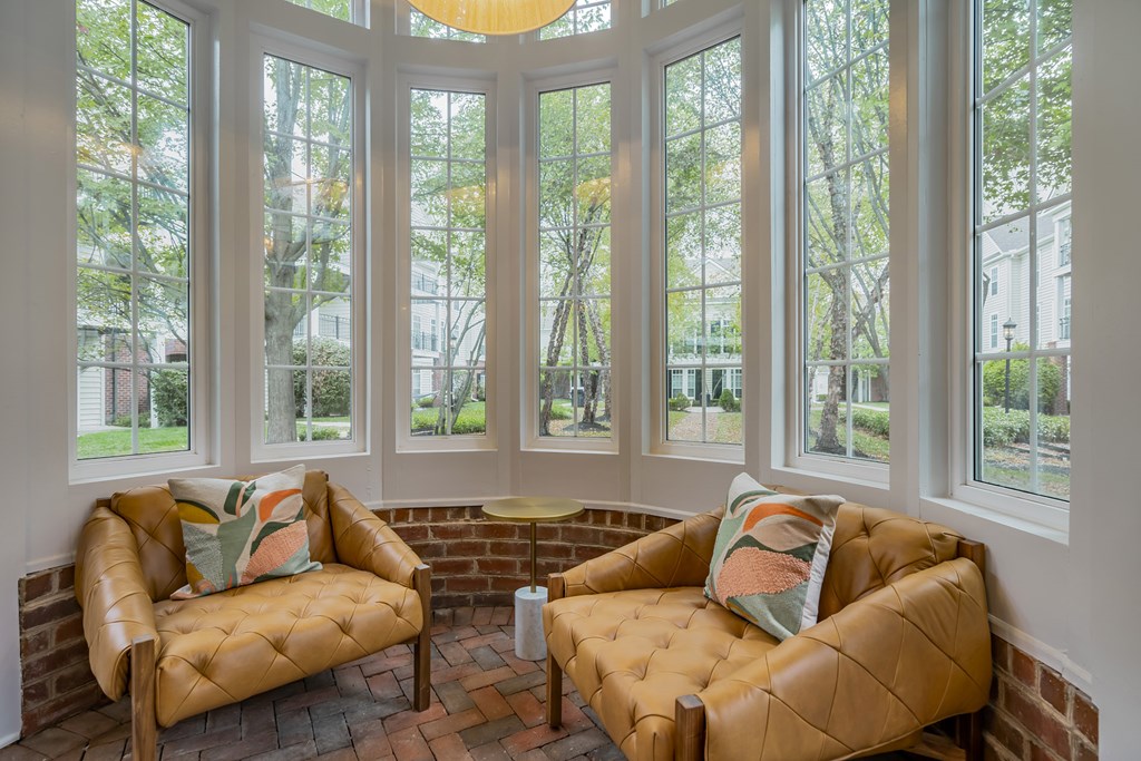 Clubhouse Seating at Times Square, Dublin, Ohio