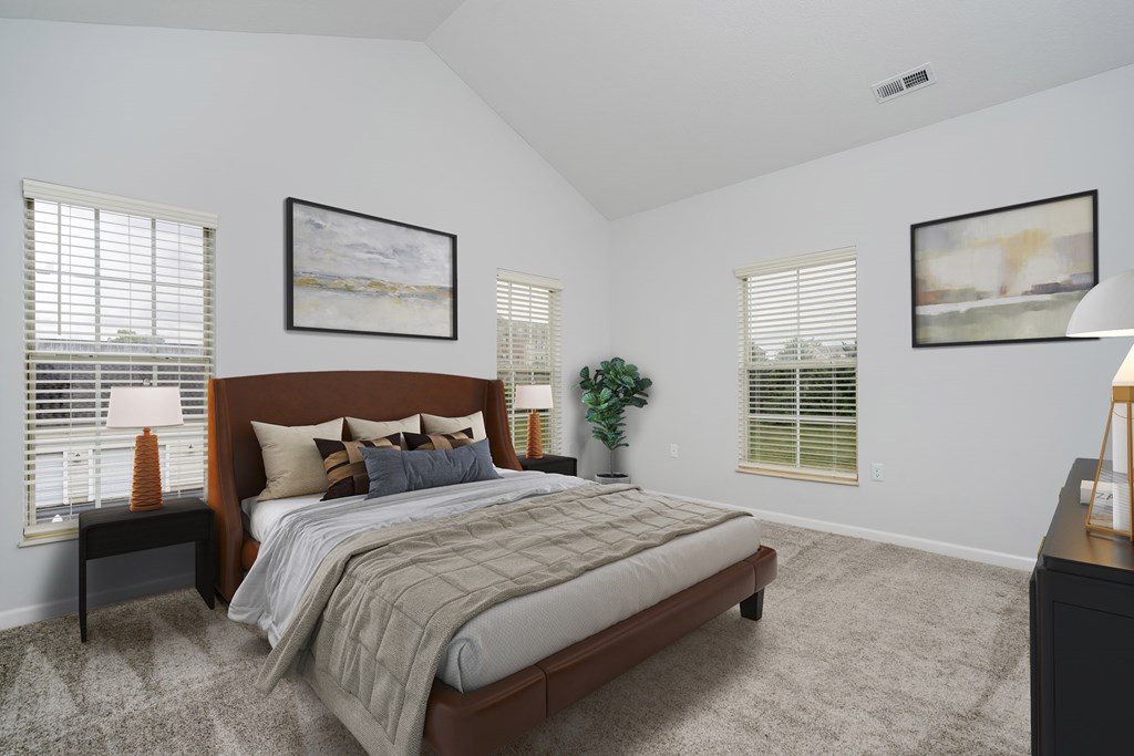 Comfortable Bedroom at Times Square, Ohio, 43016