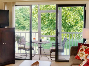 balcony at Coastline Apartments in Virginia Beach 631 Lake Edward Drive 1-3 Beds Apartment for Rent - Photo Gallery 4