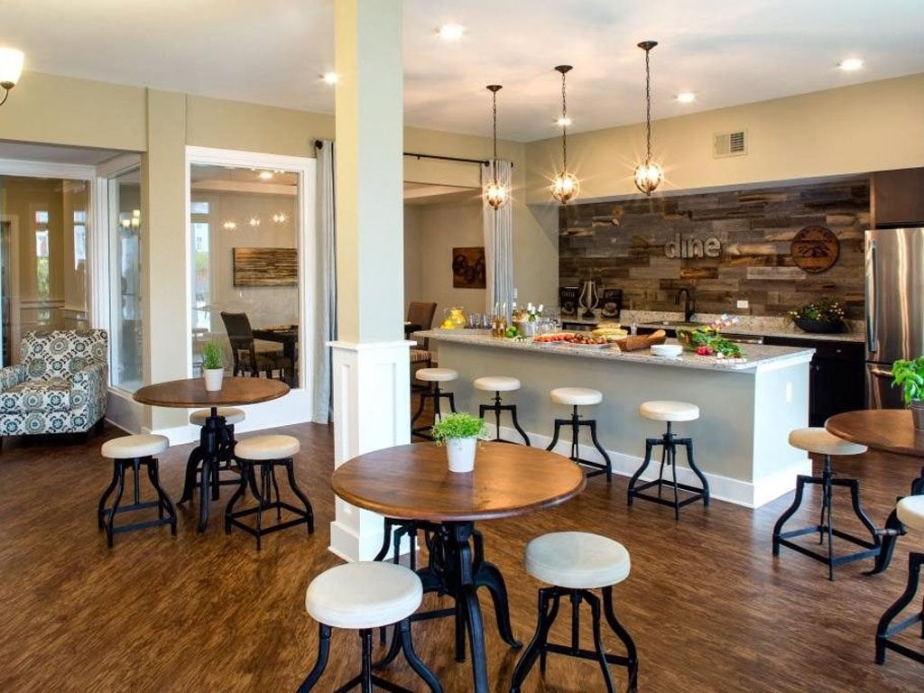 Watermark clubroom 1