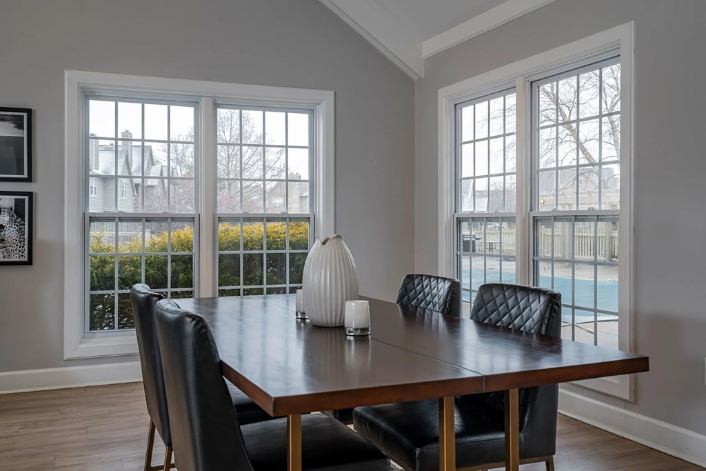 Dining Table at Camden Place, Dublin Ohio