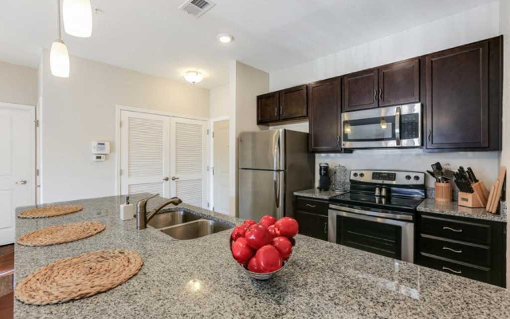 Watermark Living Kitchen