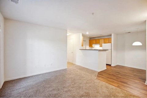 1900 Cliffbrook Lane 2-3 Beds Apartment for Rent