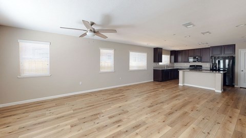 82 Alturas Avenue 4 Beds Apartment for Rent