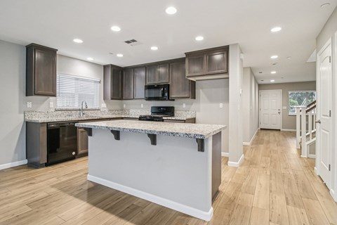 261  N. Bella Monte Ave 3 Beds Apartment for Rent