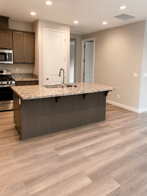 212 Bentwater Loop 3 Beds Apartment for Rent