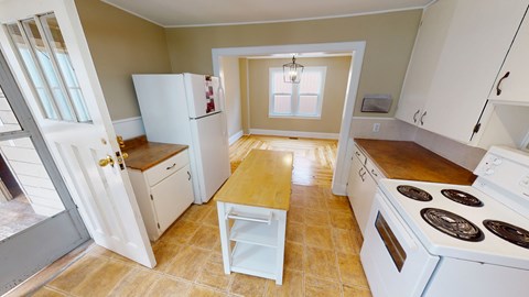 614 Scully St. - House 3 Beds Apartment for Rent