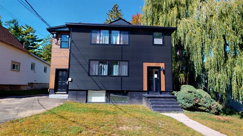 575 Graham Ave. 3 Beds Apartment for Rent
