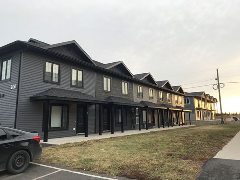 200 Lian St. 2 Beds Apartment for Rent