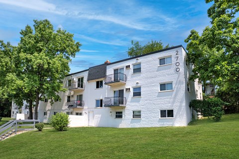 A white building with the number 2700 on it.