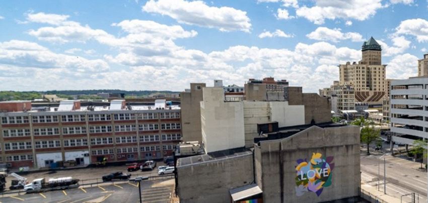 100 N. Jefferson Street 1-2 Beds Apartment for Rent - Photo Gallery