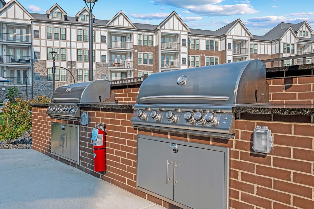 Outdoor grill station