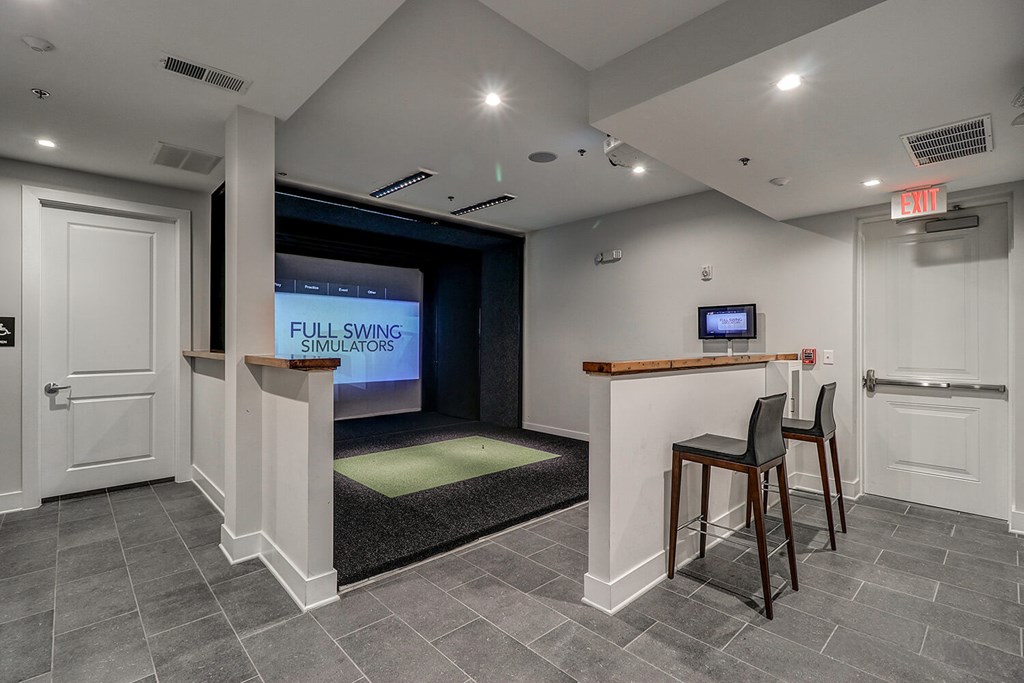 Virtual golf simulator