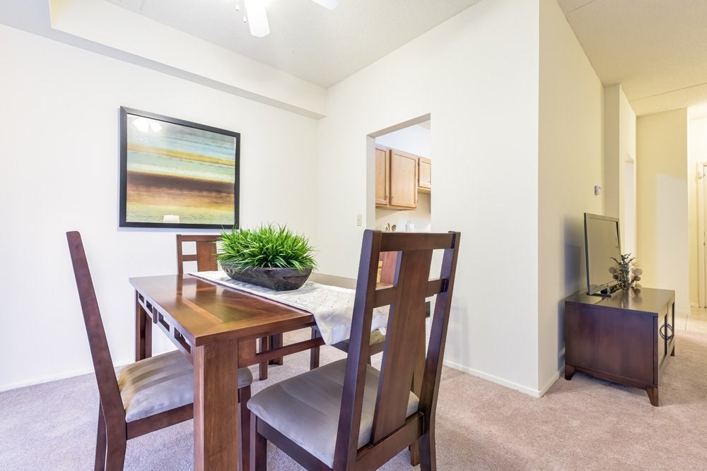 Apartments with dining area