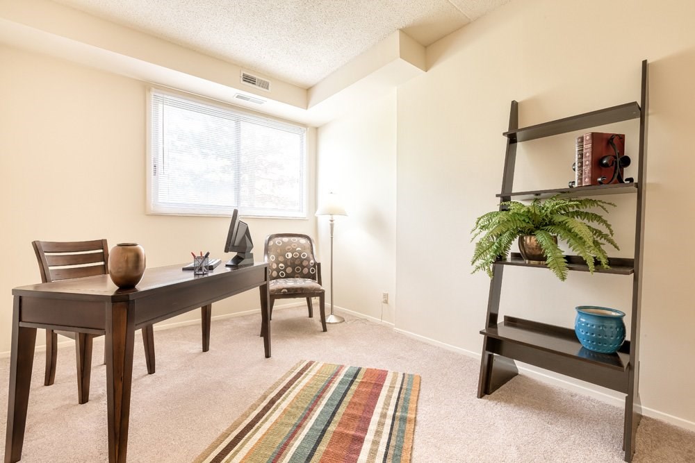 Apartments with dens