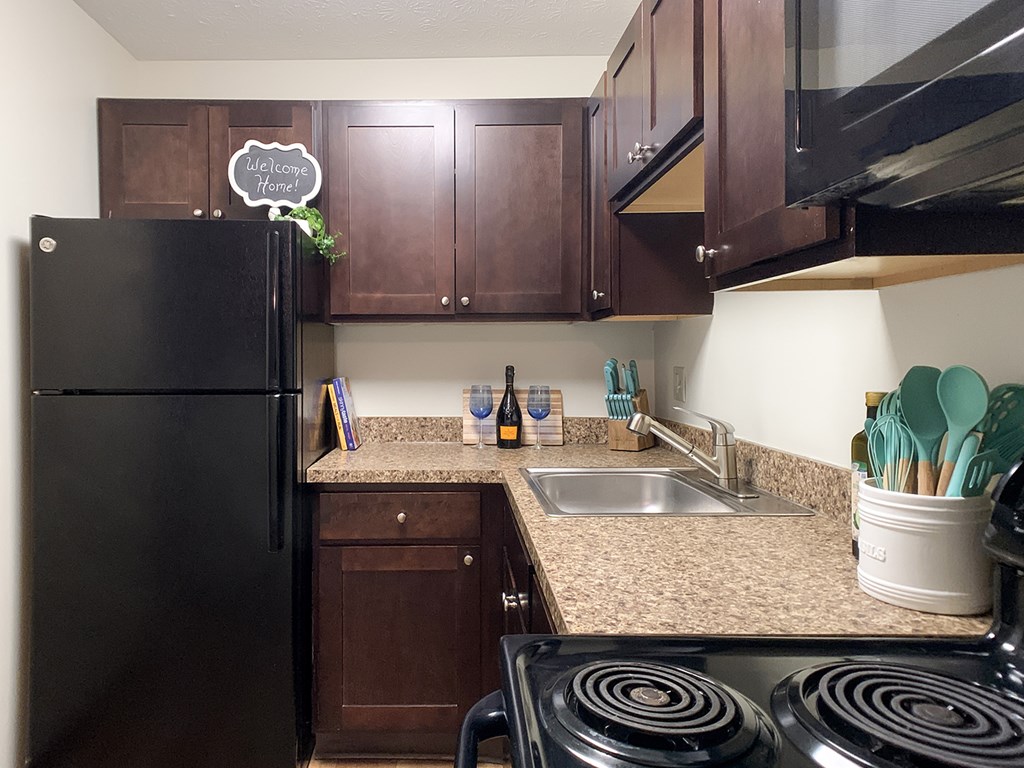 Fully-equipped kitchens