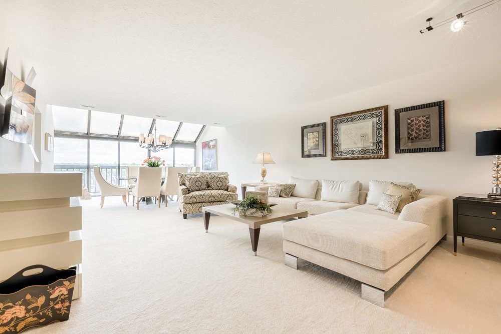 Spacious living area