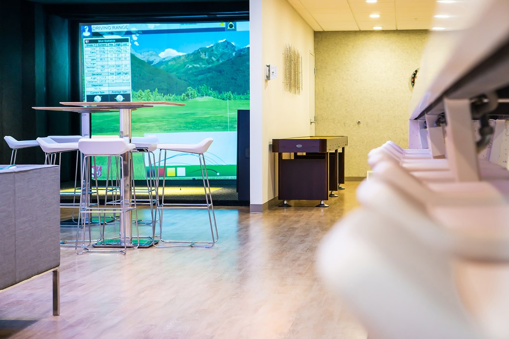 Virtual golf simulator