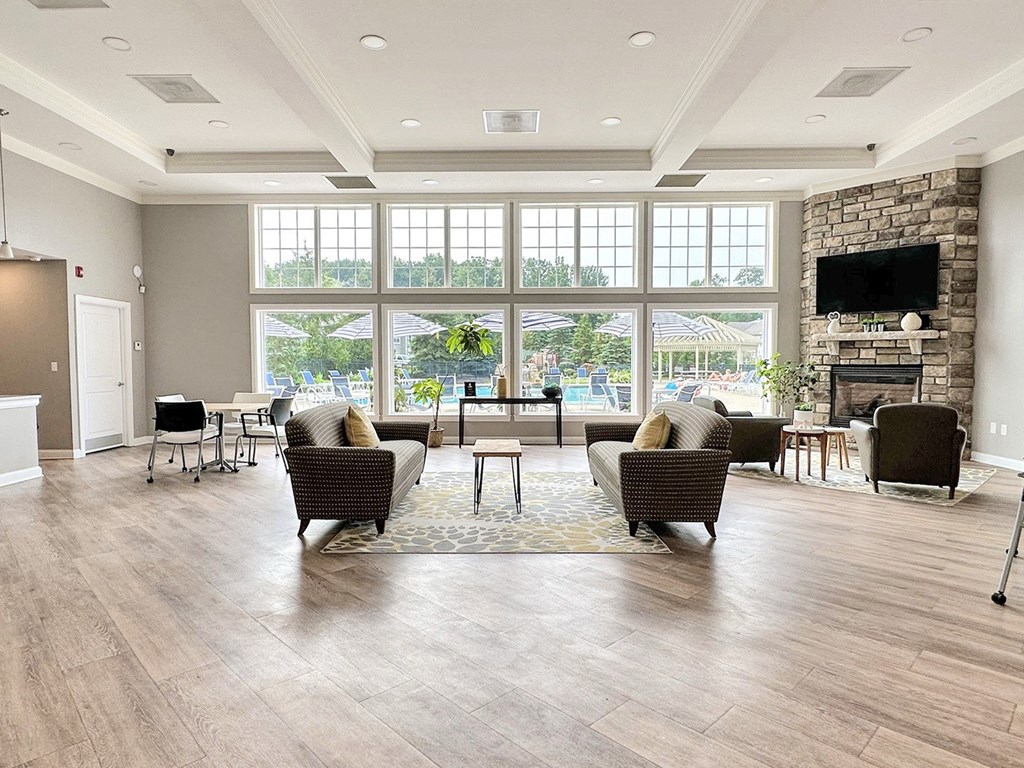 Clubhouse with fireplace, TV and WiFi