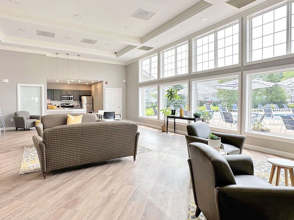 Clubhouse with fireplace, TV and WiFi