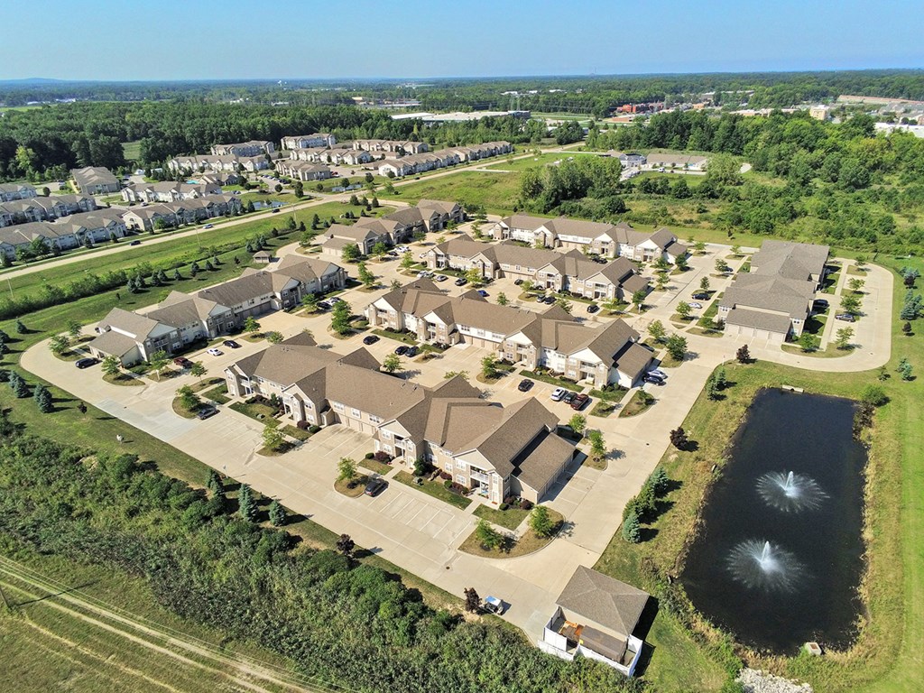 Aerial view of scenic Village at Cobblestone Court