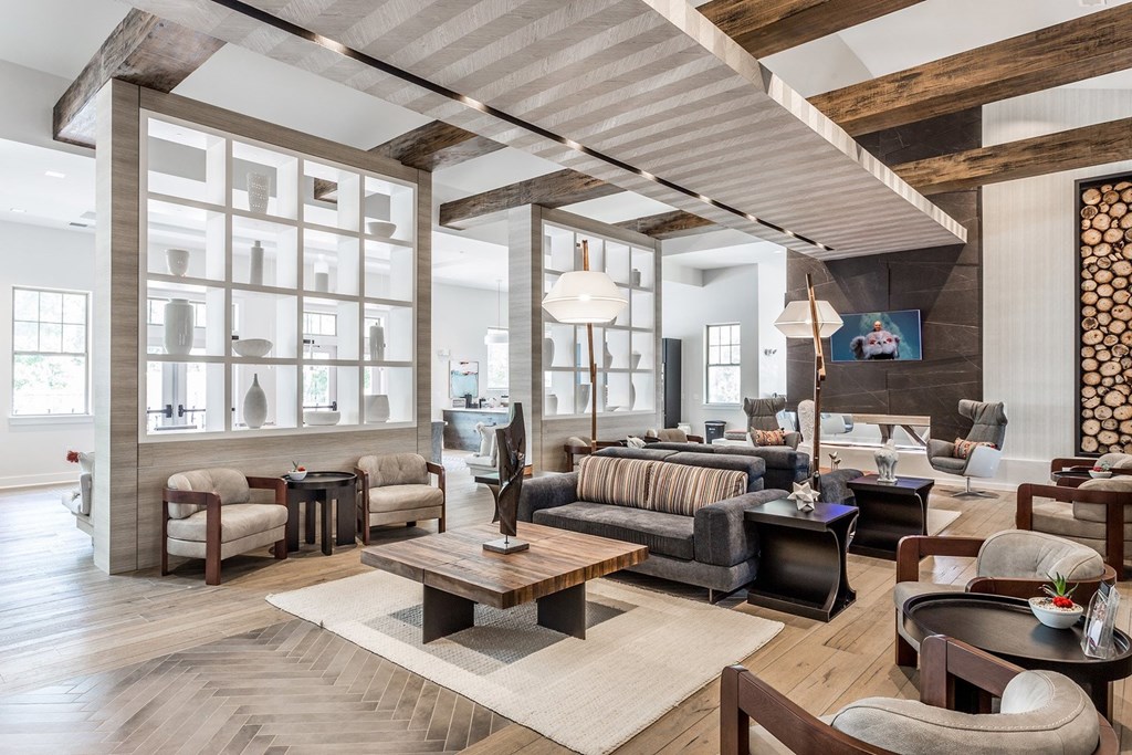 Clubhouse with fireplace, TV and WiFi