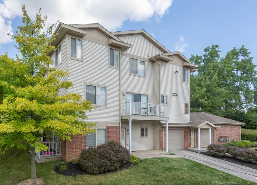 The Village at Pine Ridge townhome exterior