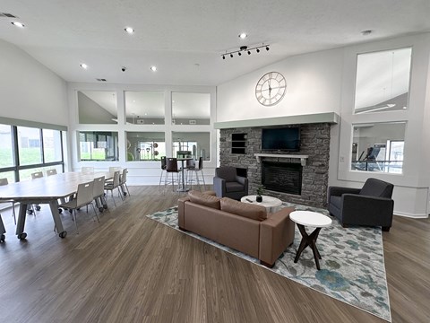 Clubhouse with fireplace, TV, kitchen and WiFi