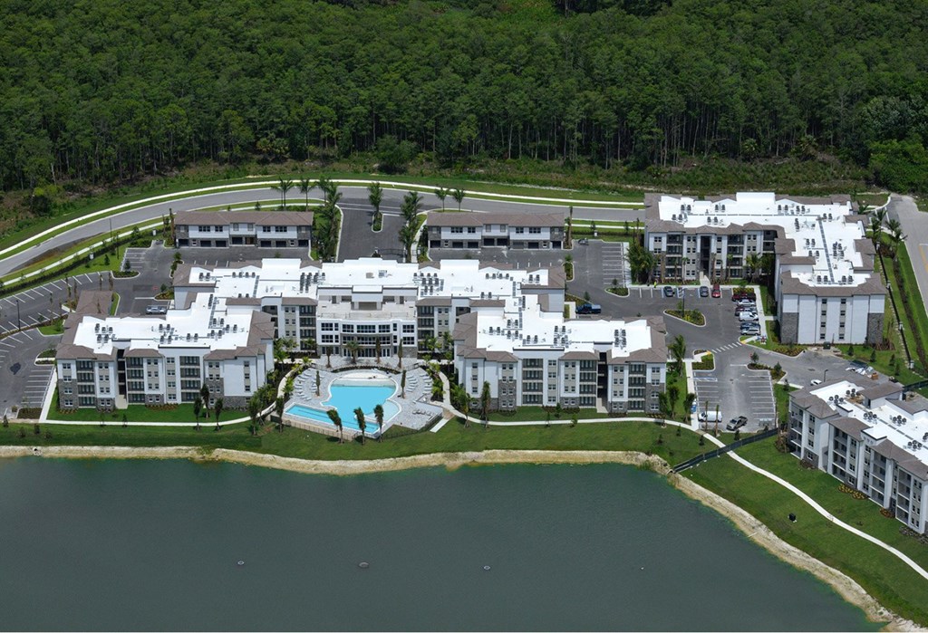 Aerial view of Legacy Gateway Apartments in Fort Myers, Florida