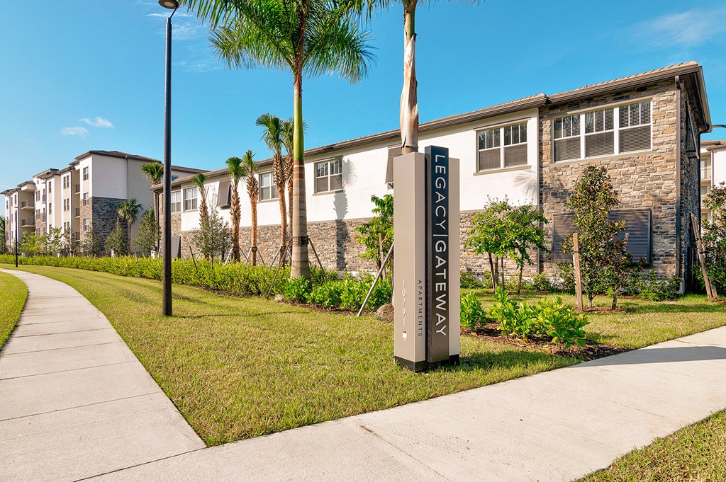 Beautiful exterior view of Legacy Gateway Apartments