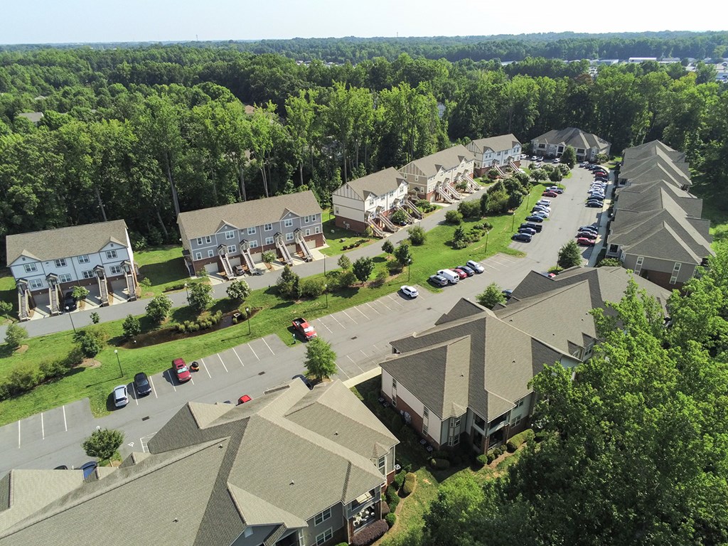 Aerial view of Legacy Cornelius Apartments in coveted location near Lake Norman and Ramsey Park Beach