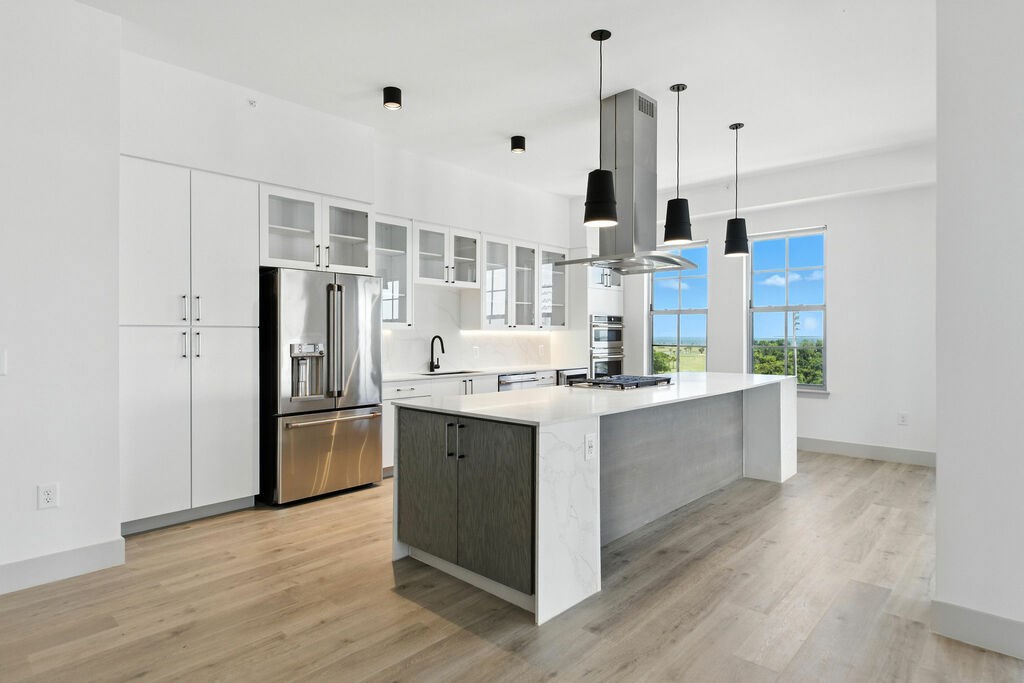 Fully-equipped kitchens with stainless steel appliances
