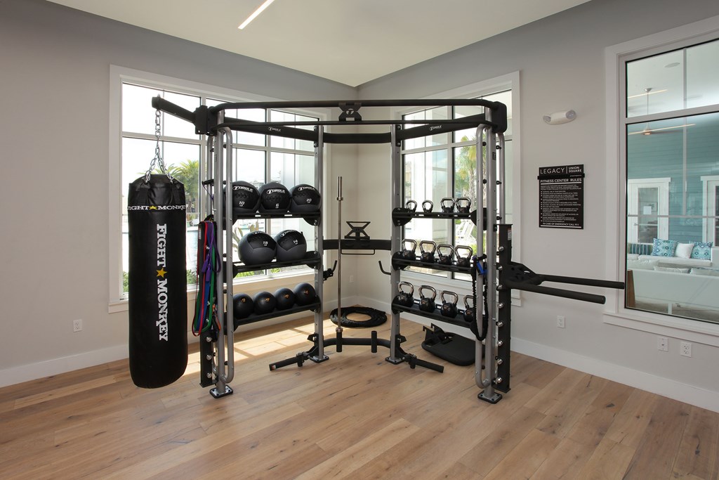 Free weights and boxing station