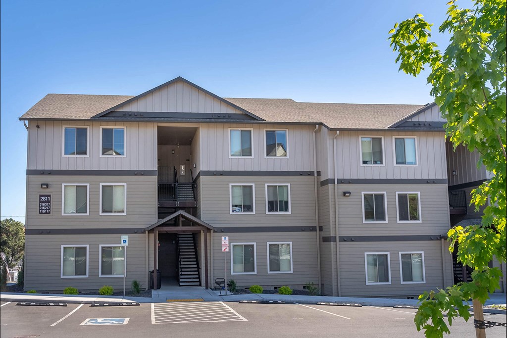 Westgate Apartment Homes