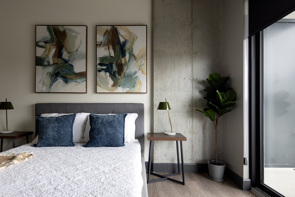 Large Bedroom at Damask, Ontario, N8S 0B7