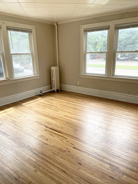 1576 Portland Avenue 1-2 Beds Apartment for Rent