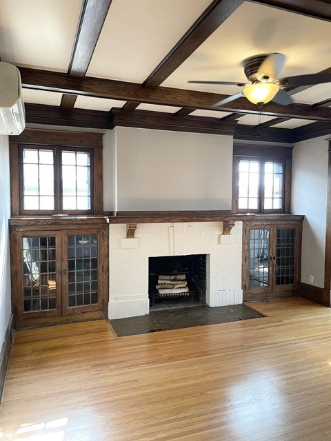 833 Grand Avenue 3 Beds Apartment for Rent