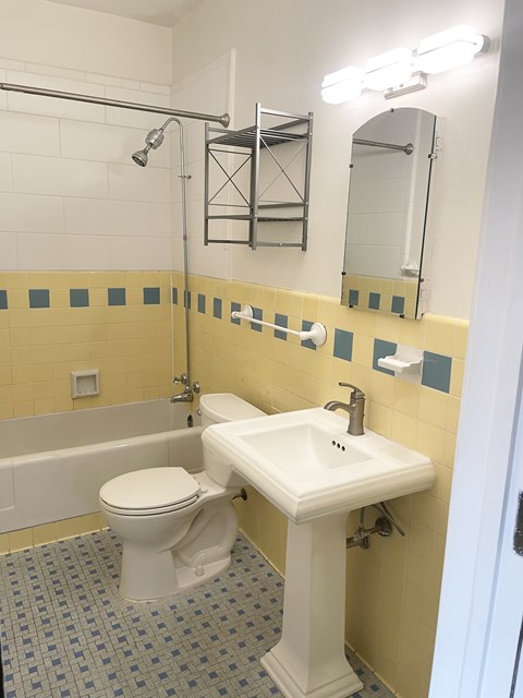 Vintage decorative deco tiled bathroom