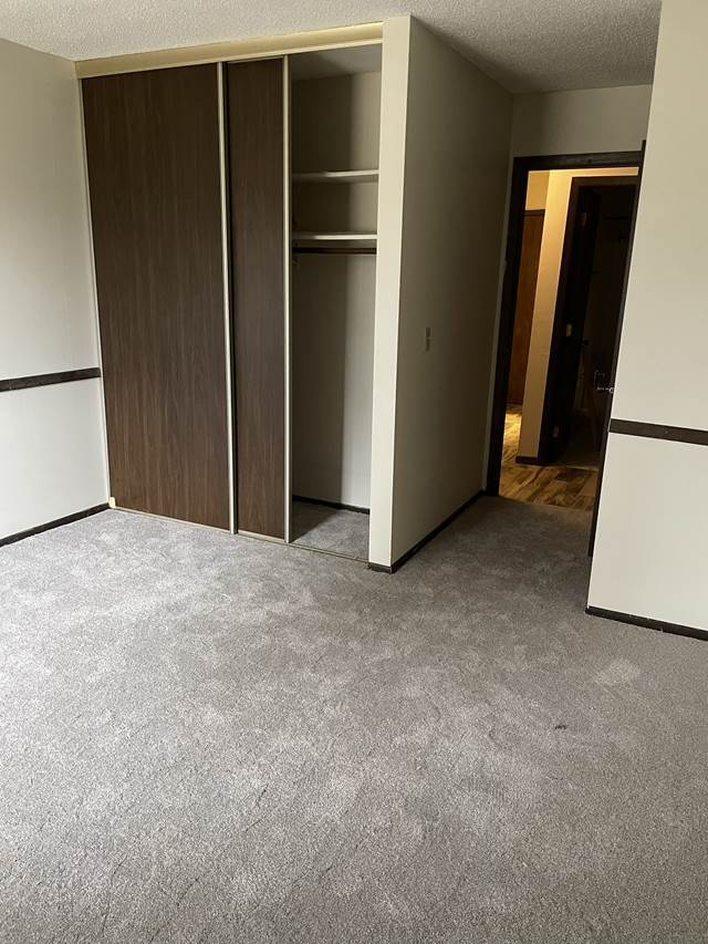 Pinecrest Apartments