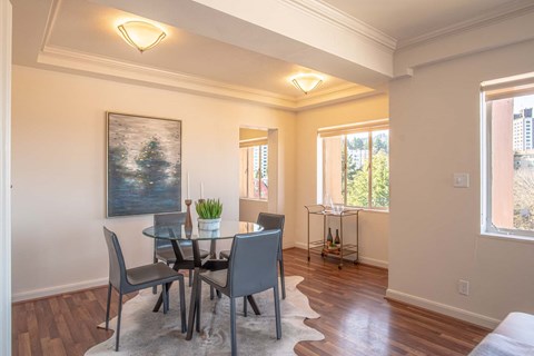 Dining room at Portland Towers