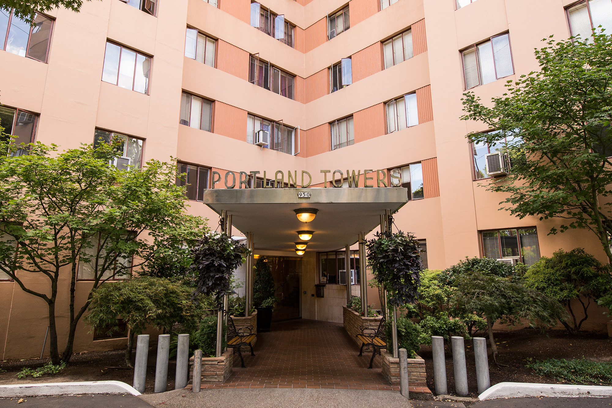 Portland Towers Apartments Apartments in Portland, OR