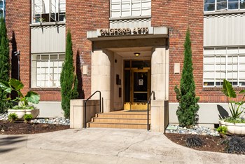 Ongford Apartments welcoming entry to your new home - Photo Gallery 4